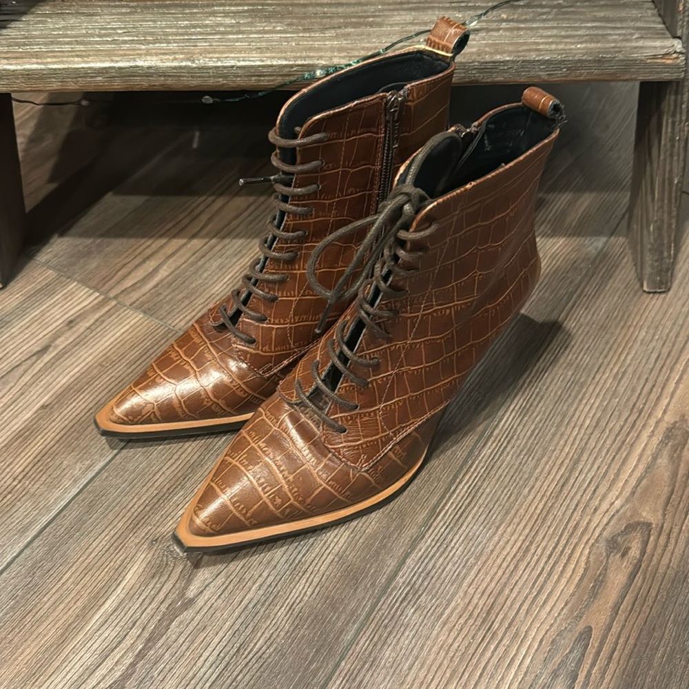 ASOS brown leather lace/zipper crocodile half bootie size 37 6.5